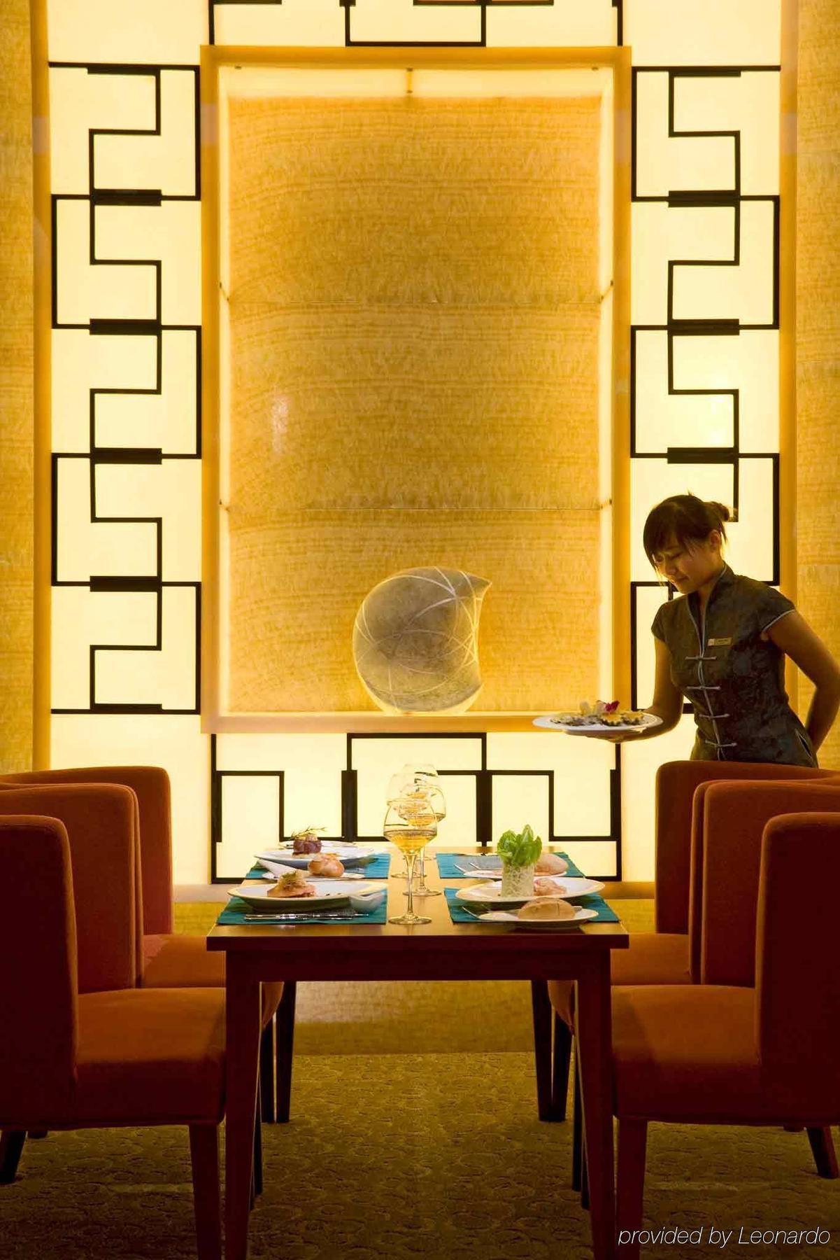 Baolong Hotel Shanghai Exterior photo