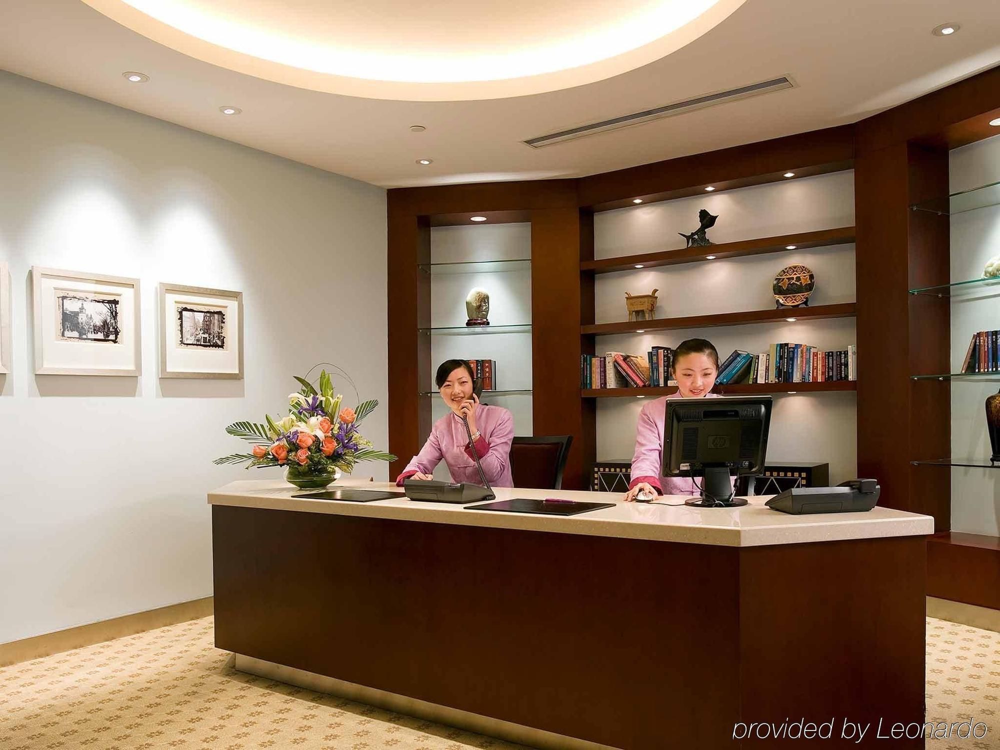 Baolong Hotel Shanghai Interior photo